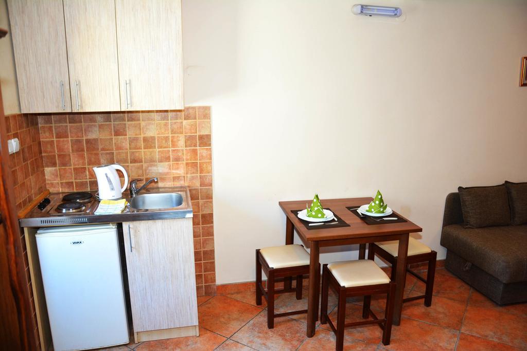Apartments Tre Sorelle Kotor Exterior foto